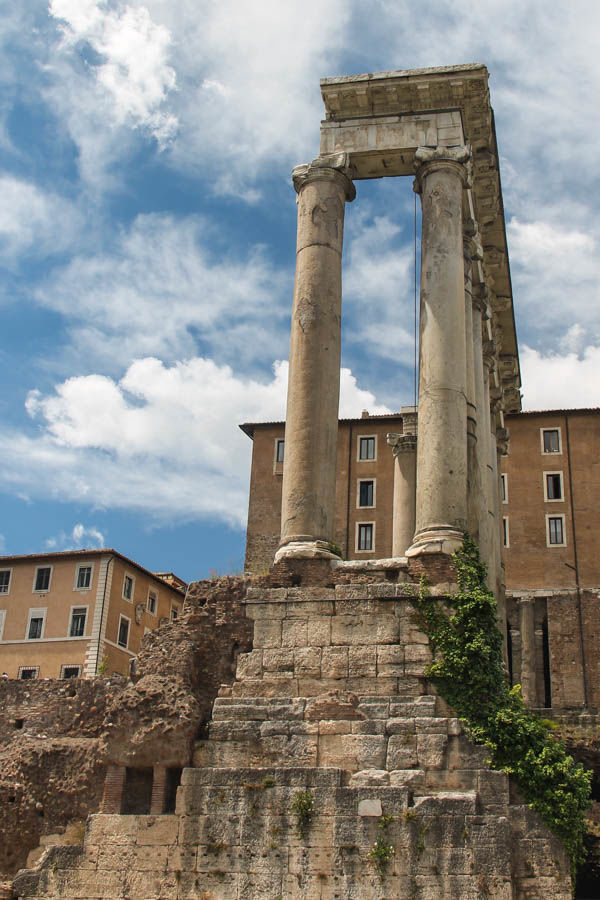 Świątynia Wespazjana i Tytusa - Forum Romanum, Rzym