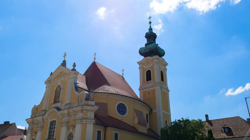 !Synagoga w Győr