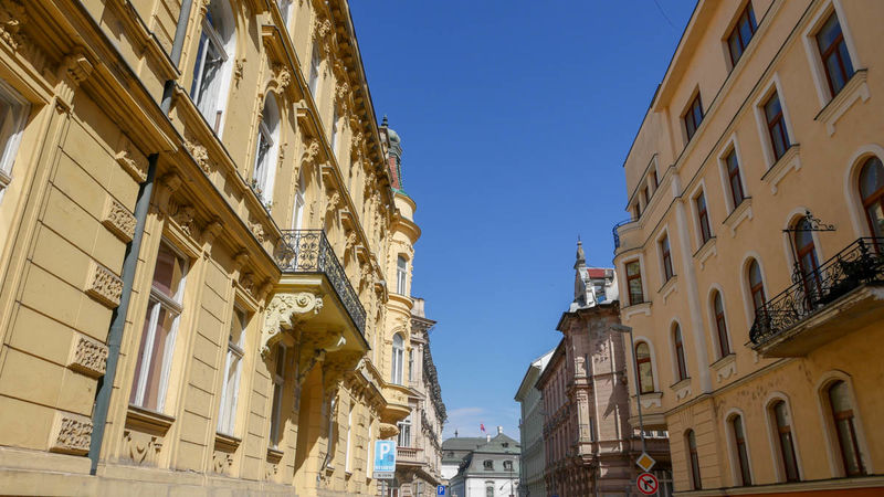 Győr - uliczki i zabytkowe kamienice w centrum miasta