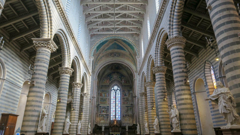 Orvieto - wnętrze katedry