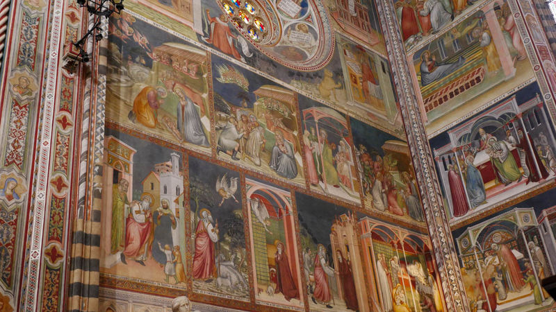 Orvieto - freski w prezbiterium