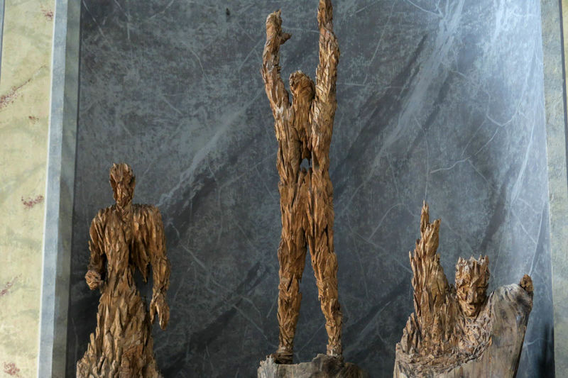 Rzeźby Męczenników z Dachau - Katedra w Dreźnie