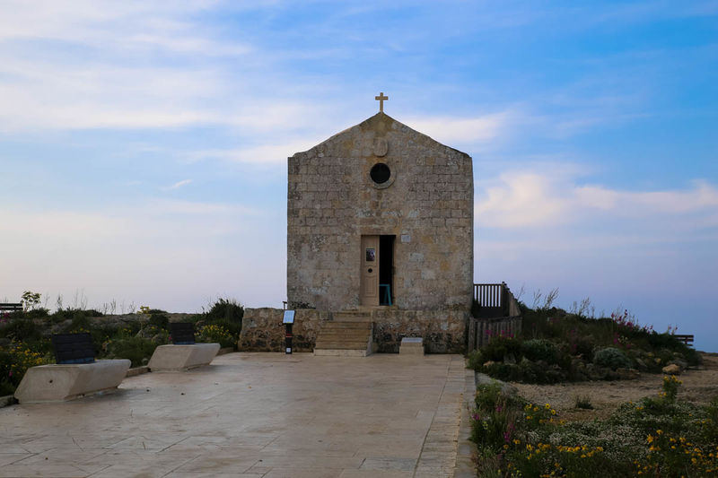 Kaplica św. Marii Magdaleny - okolice klifów Digli - Malta]