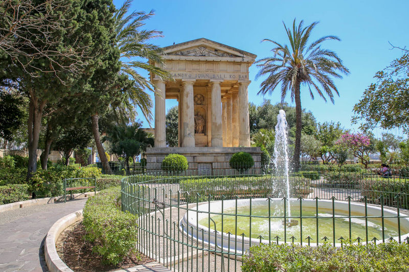 !Dolne ogrody Barrakka - monument Aleksandra Balla (Valletta)