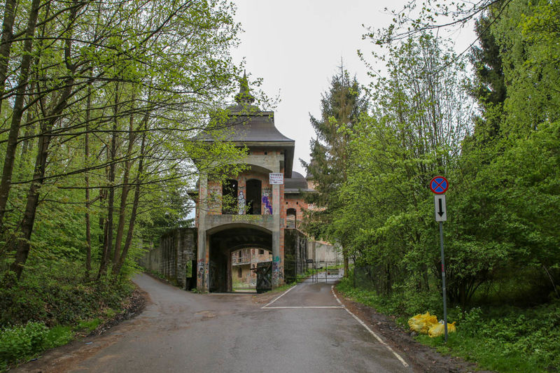 Niedokończony zamek w Łapalicach - Szwajcaria Kaszubska