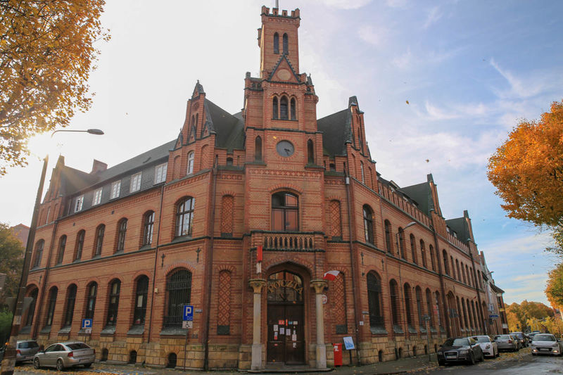 Zabytkowy budynek poczty w Słupsku