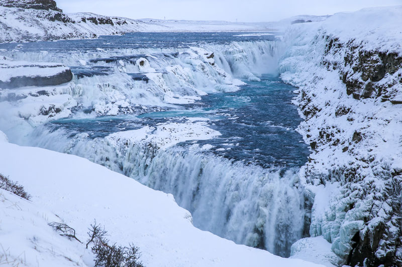 Wodospad Gullfoss - zimowa Islandia