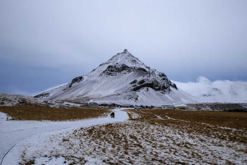 Góra Stapafell - miasteczko Arnarstrapi, Islandia