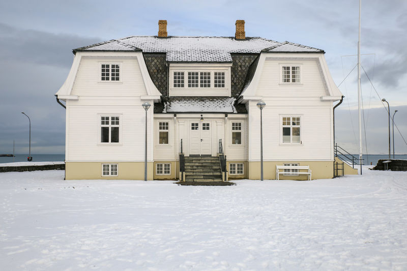 !Drewniany dom Höfði - Reykjavik