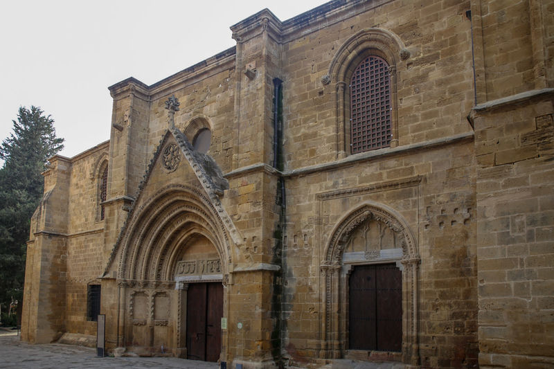 !Bedesten (dawny kościół św. Mikołaja) - Nikozja