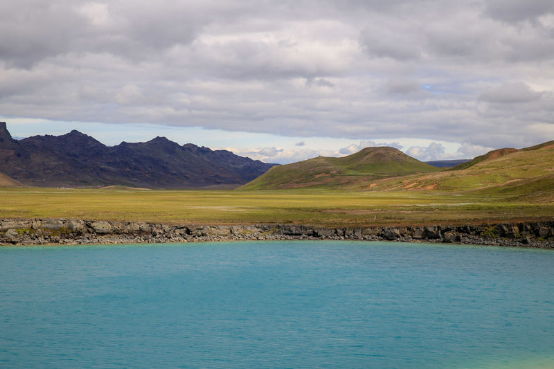 Jeziorko Grænavatn - Islandia