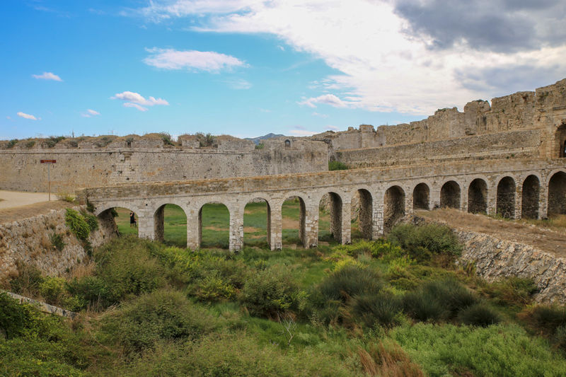 Zamek Menthoni - Peloponez, Grecja