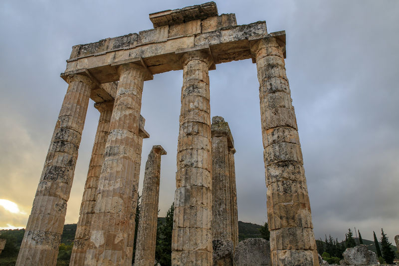 Nemea - zwiedzanie stanowiska archeologicznego (Peloponez, Grecja)