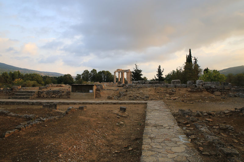 Nemea - stanowisko archeologiczne - Peloponez, Grecja