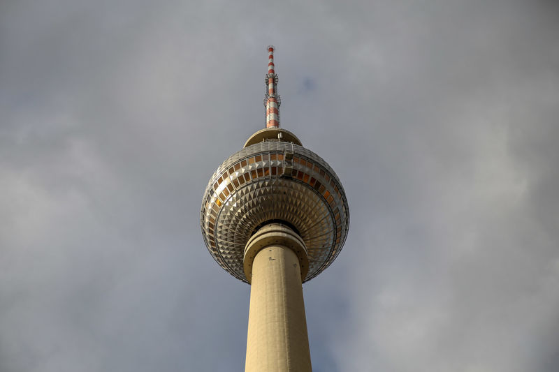 Widok na wieżę telewizyjną - Alexanderplatz, Berlin
