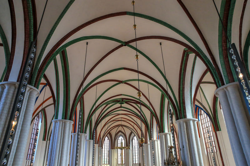 Zwiedzanie kościoła św. Mikołaja - Berlin