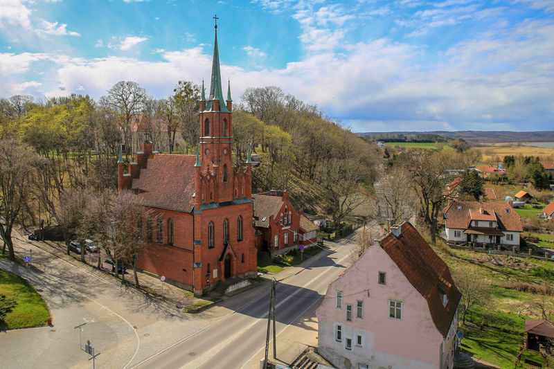 Widok z Wieży Wodociągowej na kościół św. Wojciecha we Fromborku