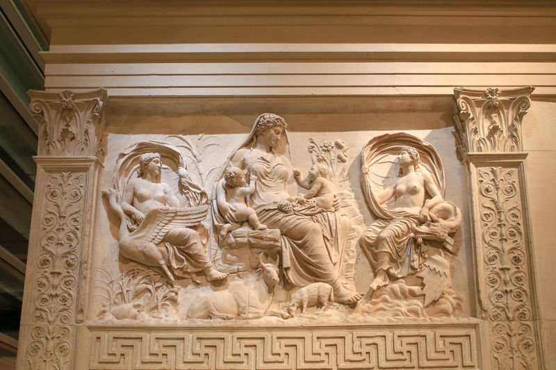 Ara Pacis (Ołtarz Pokoju Augustiańskiego) w Rzymie