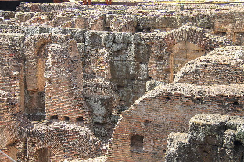 Ceglane ściany Koloseum