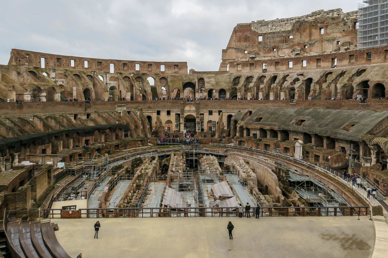 Koloseum - widok z części dostępnej dla wszystkich zwiedzających