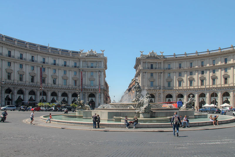Piazza della Repubblica (Plac Republiki) w Rzymie