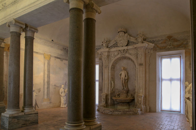 Zwiedzanie Pałacu Barberinich w Rzymie (Galleria Nazionale d'Arte Antica - Muzeum Narodowe Sztuki Dawnej)