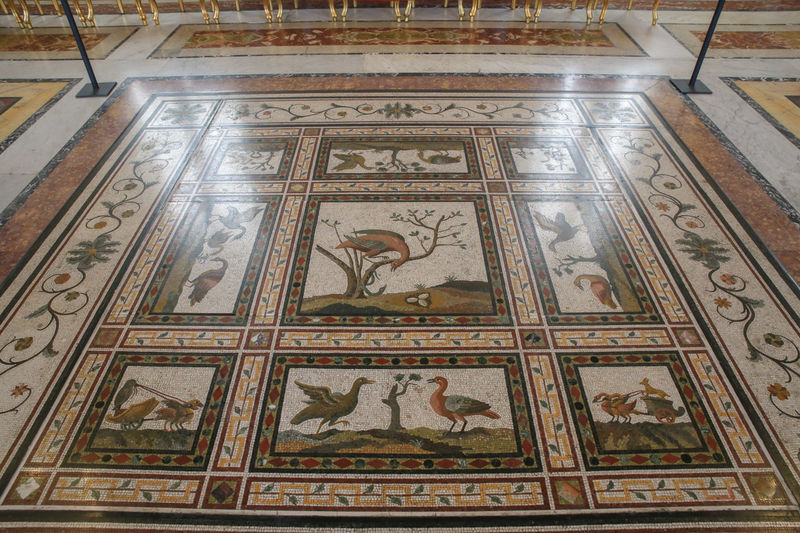 Mozaika zabrana z Willi Hadriana - dziś ozdabia Pałac Kwirynalski