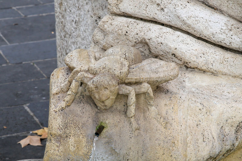 Fontanna Pszczół (Fontana delle Api) w Rzymie