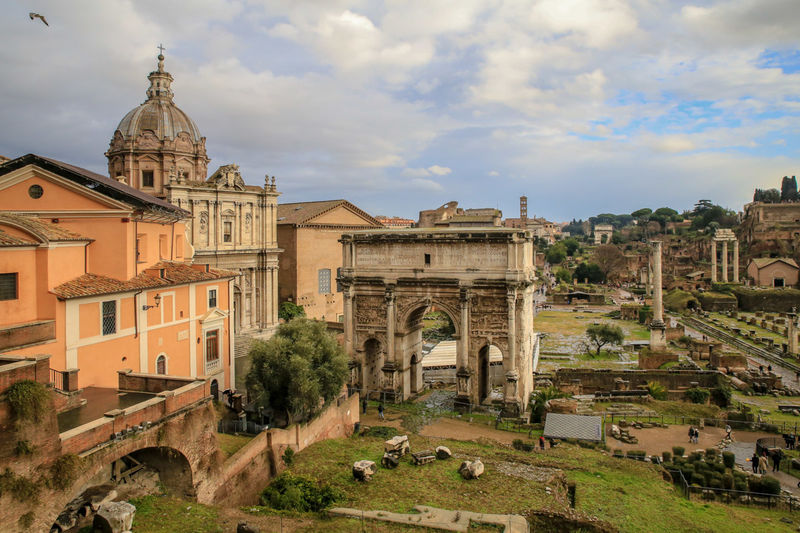 Muzea Kapitolińskie w Rzymie - widok na Forum Romanum