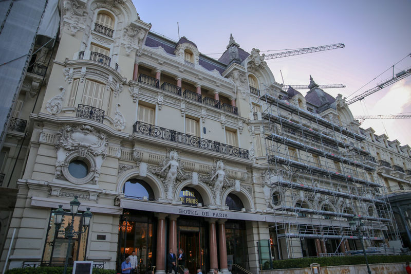 !Hotel de Paris - dzielnica Monte Carlo w Monako