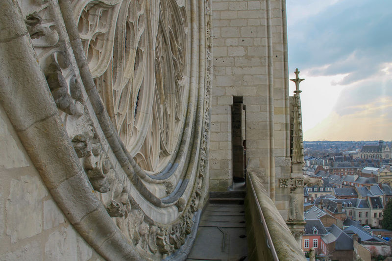 Wejście na wieżę widokową Katedry w Amiens