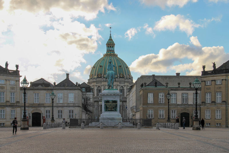 Amalienborg i Kościół Marmurowy w Kopenhadze