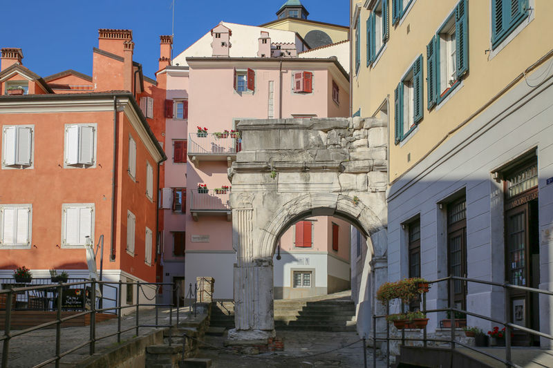 Arco di Riccardo - starożytny łuk w Trieście
