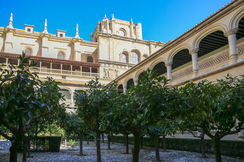 Zwiedzanie klasztoru św. Hieronima w Grenadzie (Monasterio de San Jeronimo)