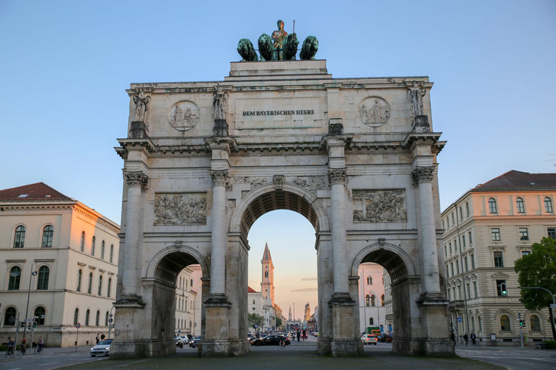 Siegestor - łuk triumfalny w Monachium